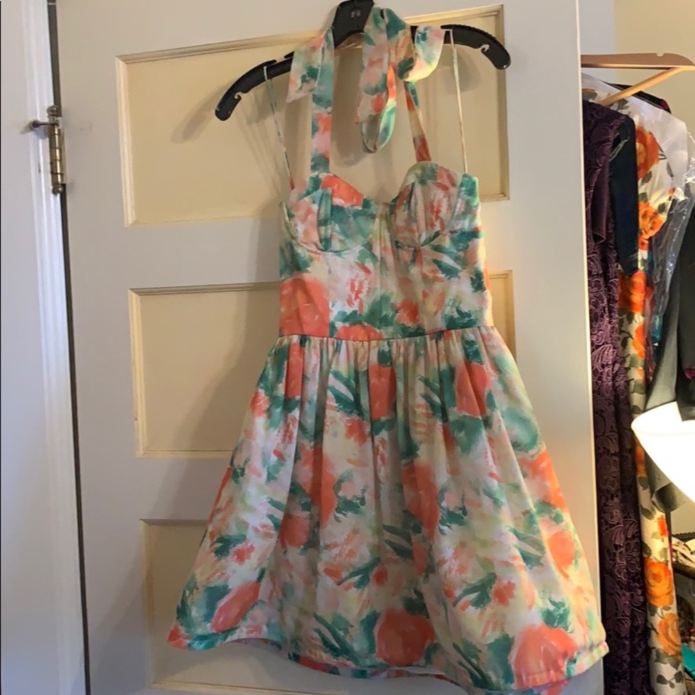 Alice & Olivia summer party halter dress